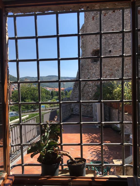 Al Castello Pietra Ligure